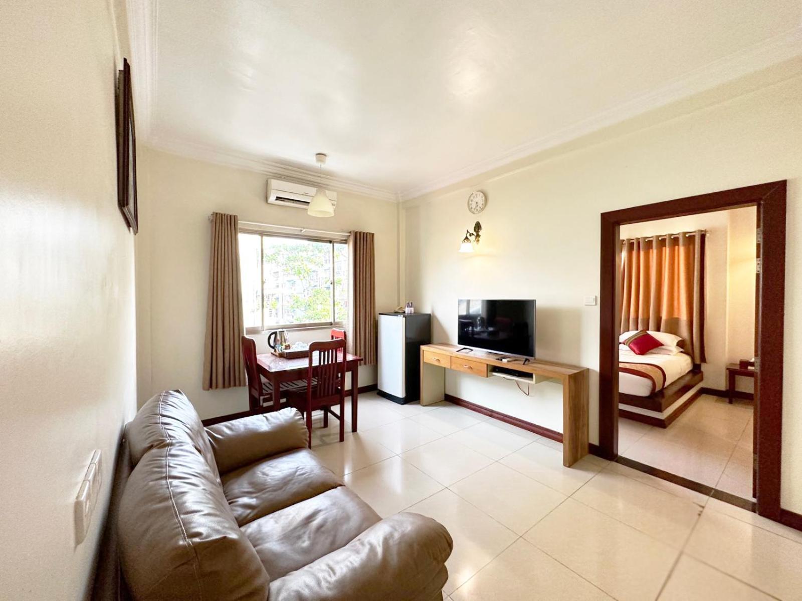 Hotel 63 Yangon Exterior foto