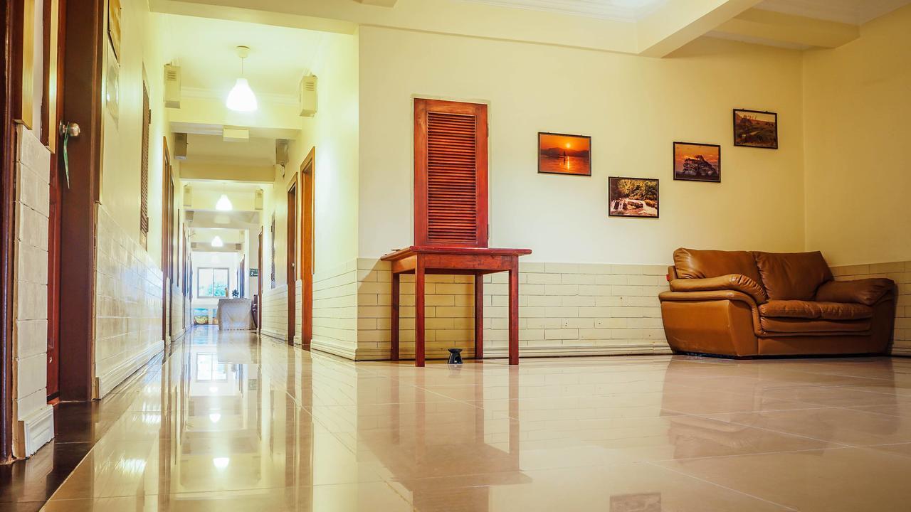Hotel 63 Yangon Exterior foto