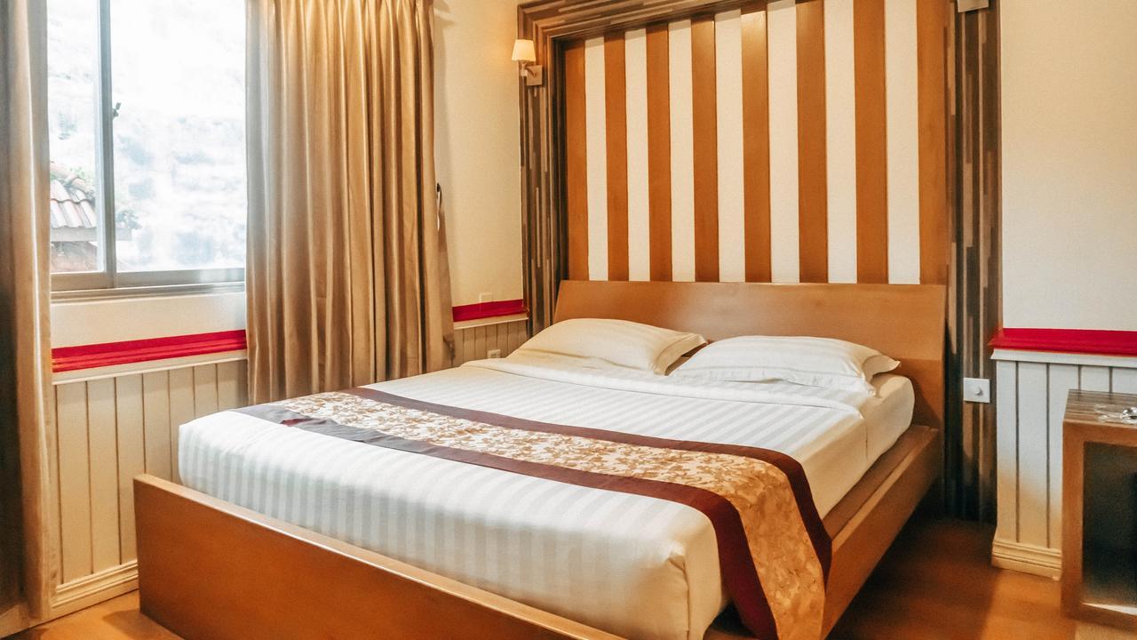 Hotel 63 Yangon Exterior foto